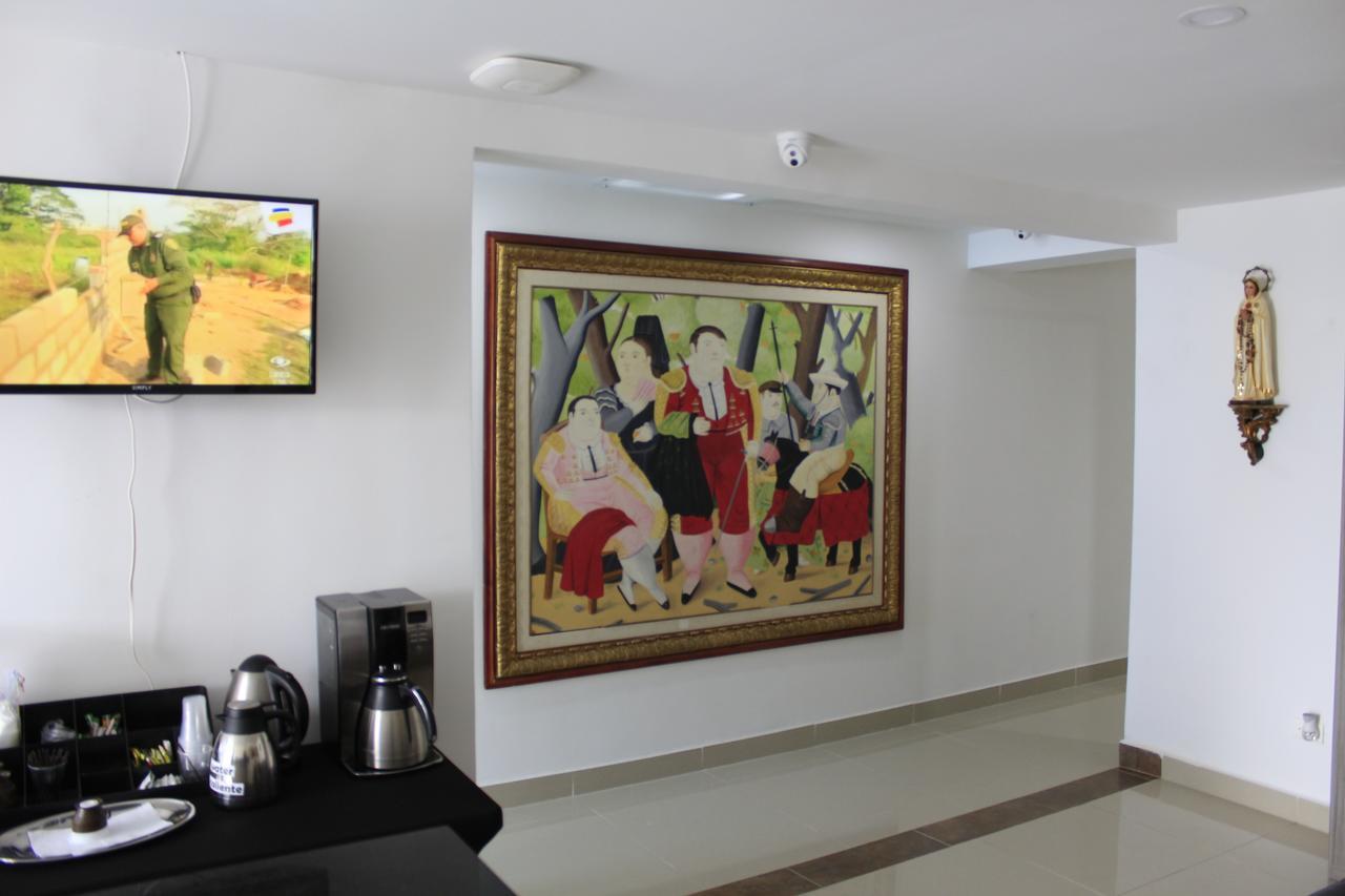 Hotel Pereira 421 Esterno foto